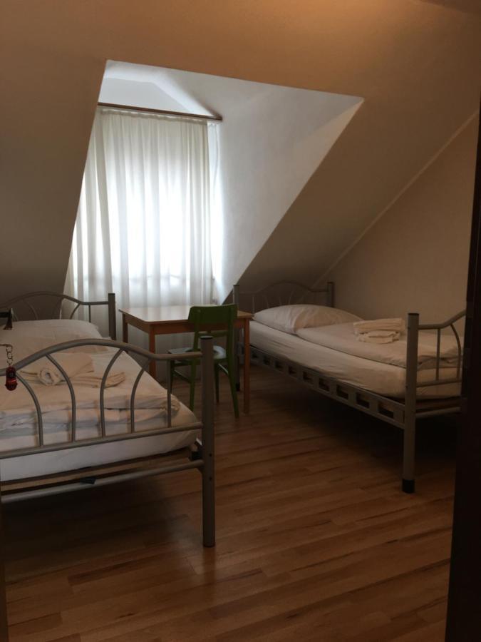 Pension Alis Augsburg Exterior photo